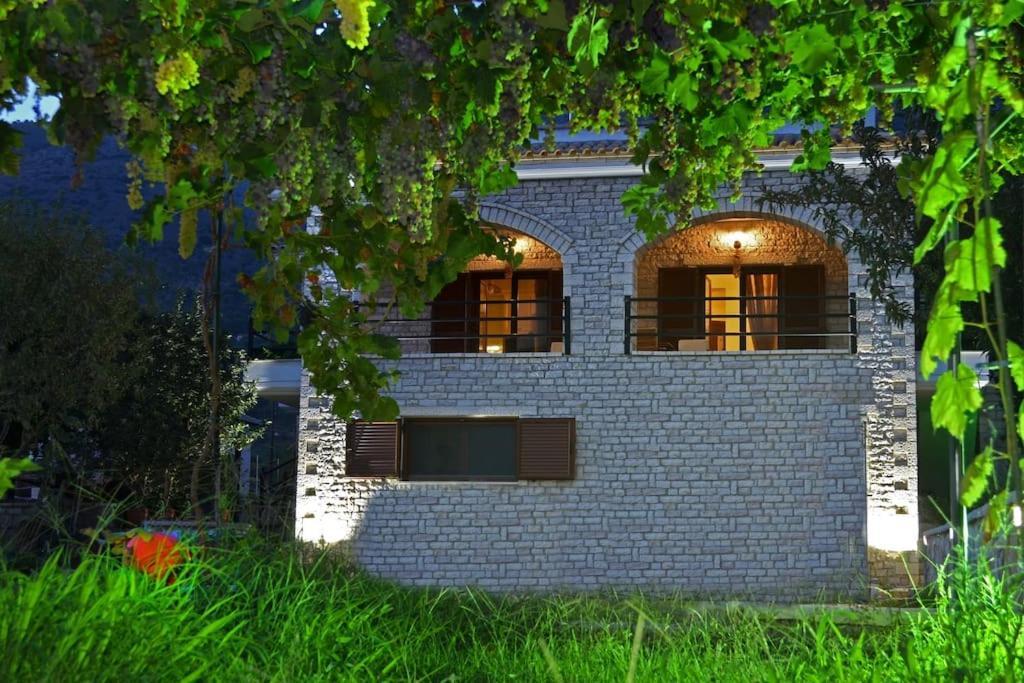 Appartamento Το Πετρινο - Καλοκαιρινό Σπίτι Κοντά Στα Σύβοτα - Φασκομηλια Faskomilia Esterno foto